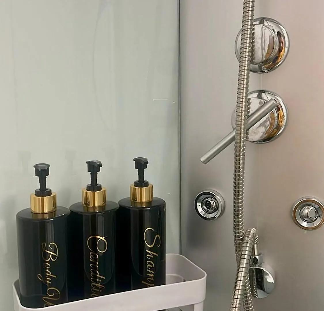 부쿠레슈티 Urban Retreat 아파트 루마니아